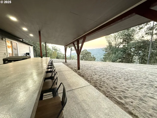 $629,000 | 477 Palisade Drive, Roseburg, OR 97471