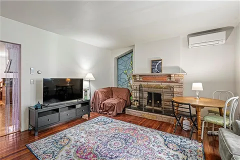 $850,000 | 437 South Aiken Avenue, Pittsburgh, PA 15232