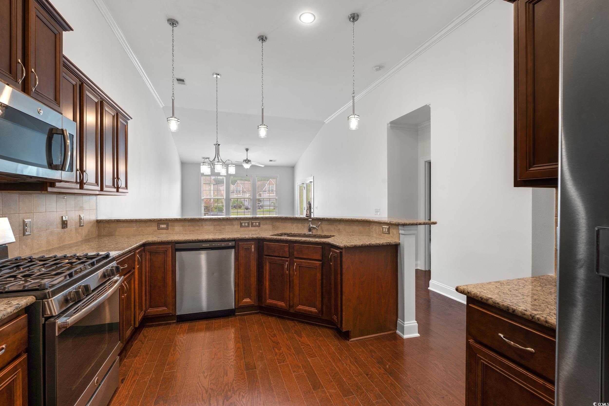 135 Parmelee Drive, Unit D Murrells Inlet, SC 29576 - Photo 6 of 39 Gallery Image 6