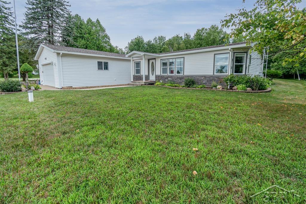 4727 East Monroe Road Midland, MI 48642 - Photo 2 of 24