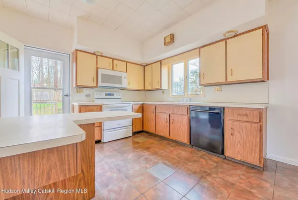 $375,000 | 83 Orchard Street, Kingston, NY 12401