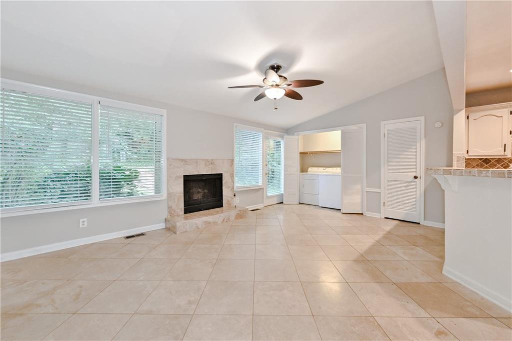 2454 Drew Valley Road Northeast Brookhaven, GA 30319 - Photo 18 of 37