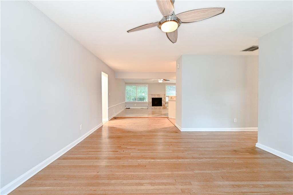 2454 Drew Valley Road Northeast Brookhaven, GA 30319 - Photo 7 of 37