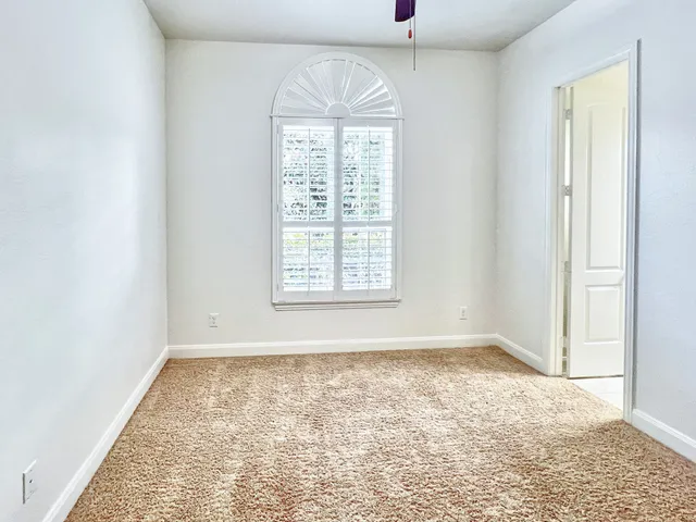 $5,000 | 78 Lindenberry Circle, Tomball, TX 77375