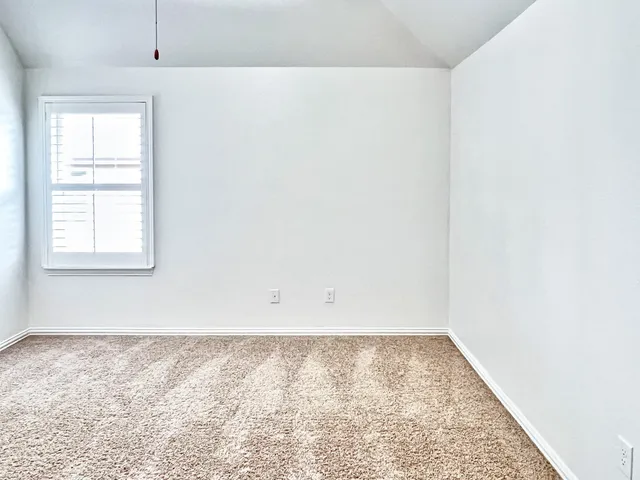 $5,000 | 78 Lindenberry Circle, Tomball, TX 77375