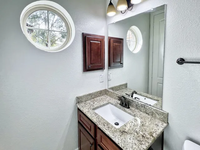 $5,000 | 78 Lindenberry Circle, Tomball, TX 77375