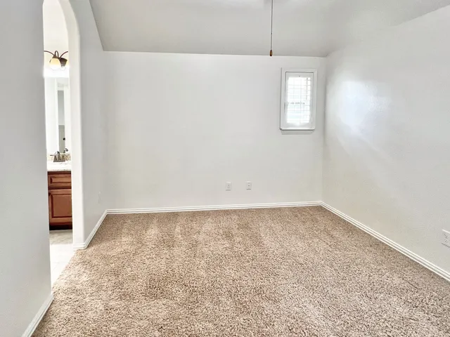 $5,000 | 78 Lindenberry Circle, Tomball, TX 77375