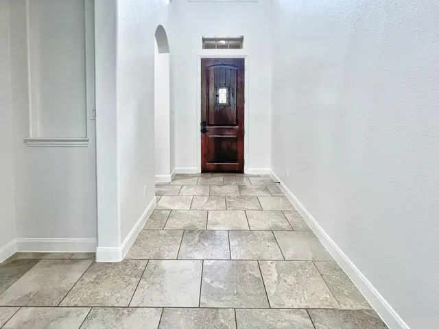 $5,000 | 78 Lindenberry Circle, Tomball, TX 77375