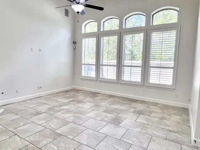 $5,000 | 78 Lindenberry Circle, Tomball, TX 77375