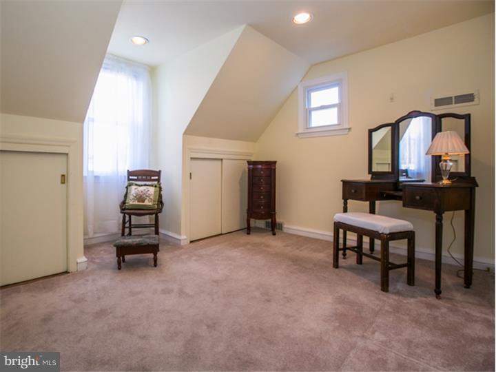 808 Hopkins Road Audubon, NJ 08106 - Photo 17 of 25 Gallery Image 17