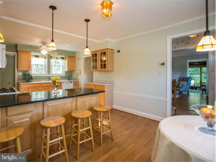 808 Hopkins Road Audubon, NJ 08106 - Photo 5 of 25 Gallery Image 5