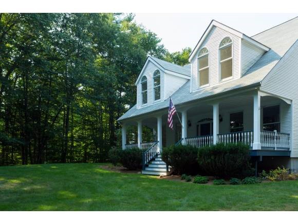 302 Chases Pond Road York, ME 03909 - Photo 2 of 26