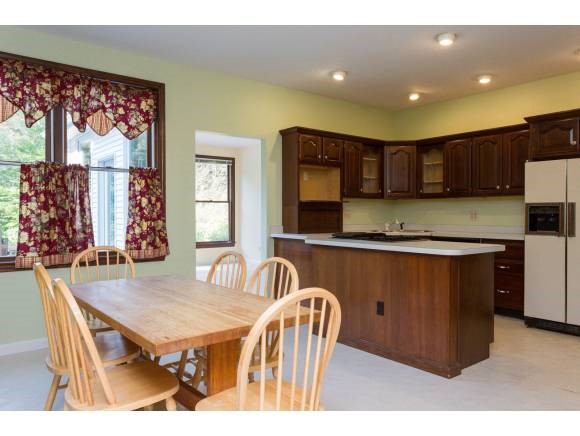302 Chases Pond Road York, ME 03909 - Photo 8 of 26