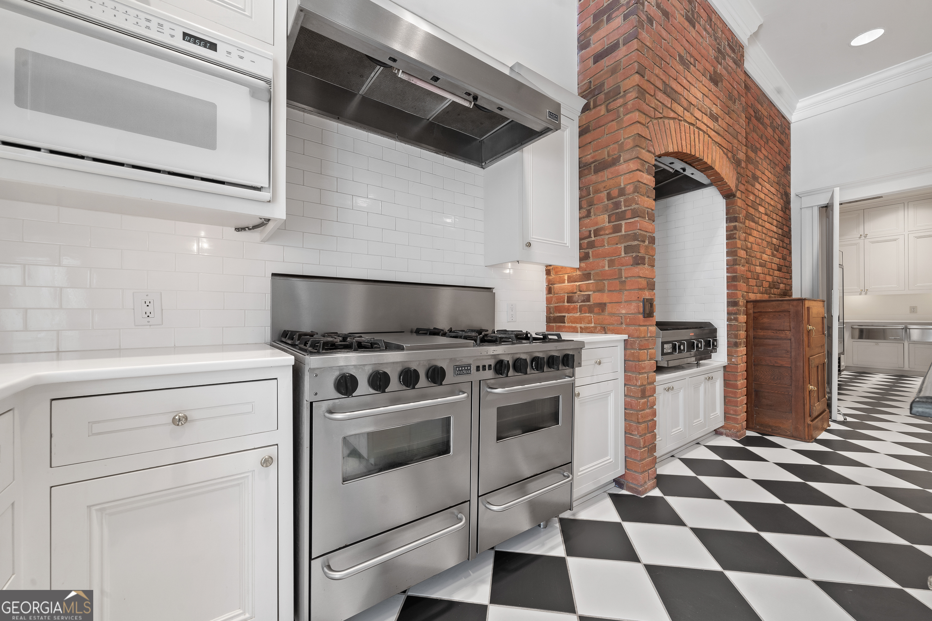 617 Dixie Avenue Madison, GA 30650 - Photo 53 of 190