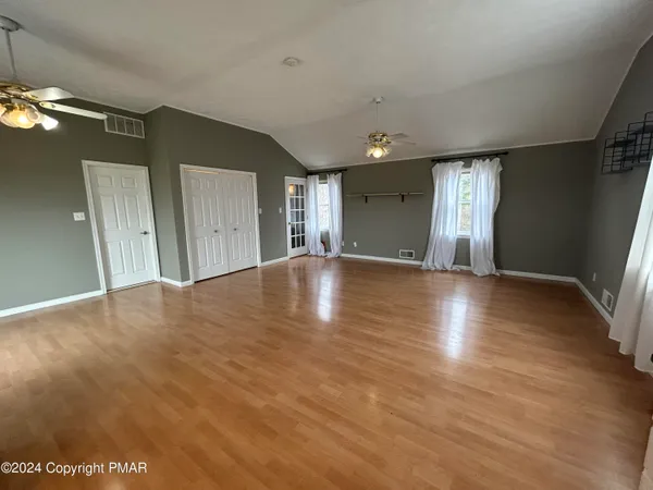 $2,100 | 204 Bittenbender Drive, Saylorsburg, PA 18353
