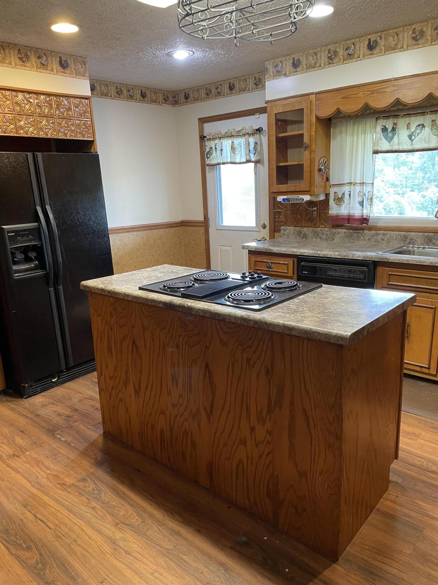 329 Cumberland View Road Clinton, TN 37716 - Photo 22 of 26 9CD7A126-500A-490C-8155-EAA5B9468215