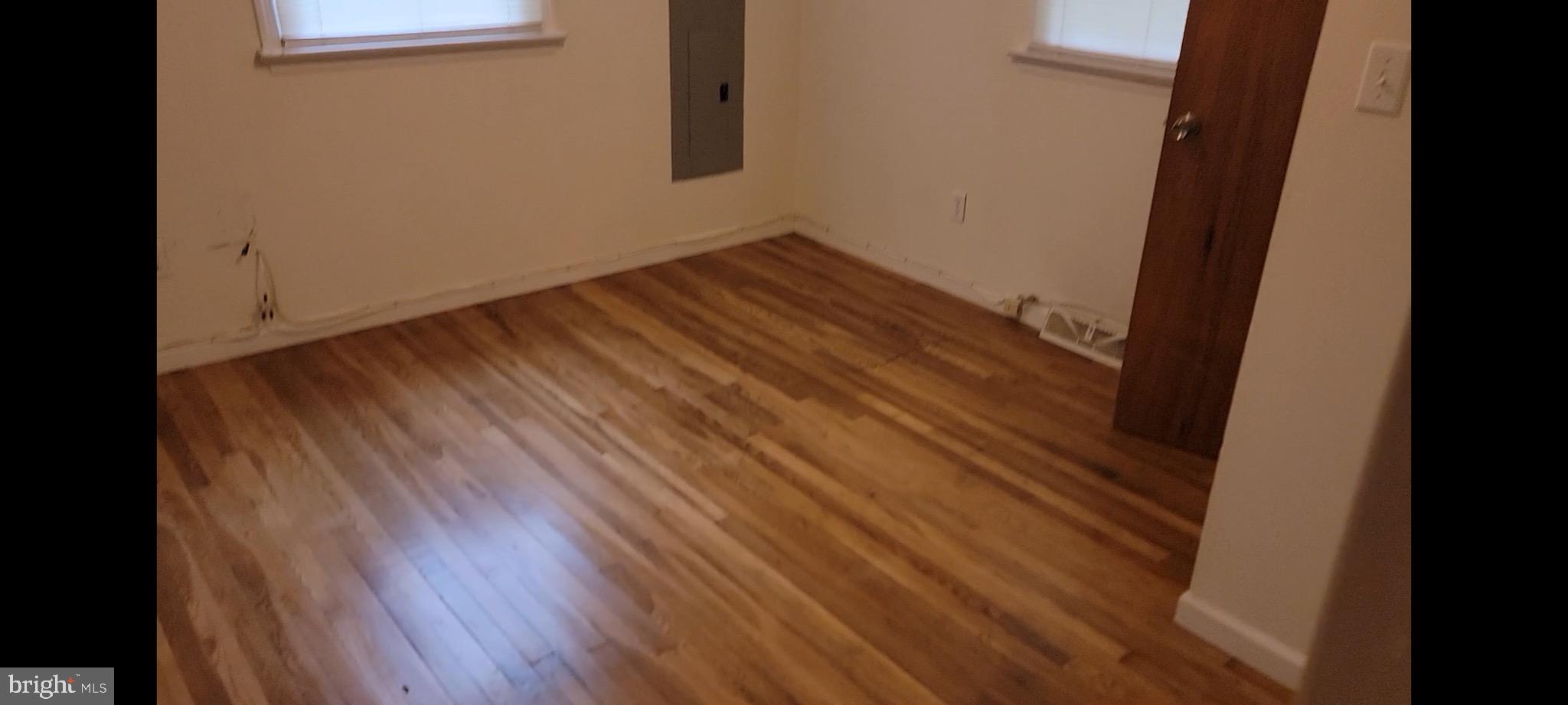 10816 Livingston Road Fort Washington, MD 20744 - Photo 20 of 26 a view of a room