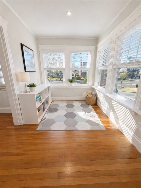 375 Lawrence Road Medford, MA 02155 - Photo 11 of 39