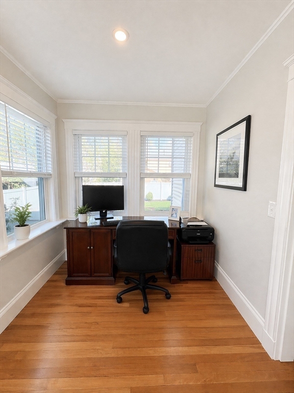 375 Lawrence Road Medford, MA 02155 - Photo 12 of 39