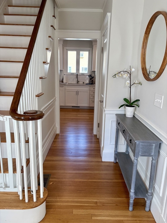 375 Lawrence Road Medford, MA 02155 - Photo 16 of 39
