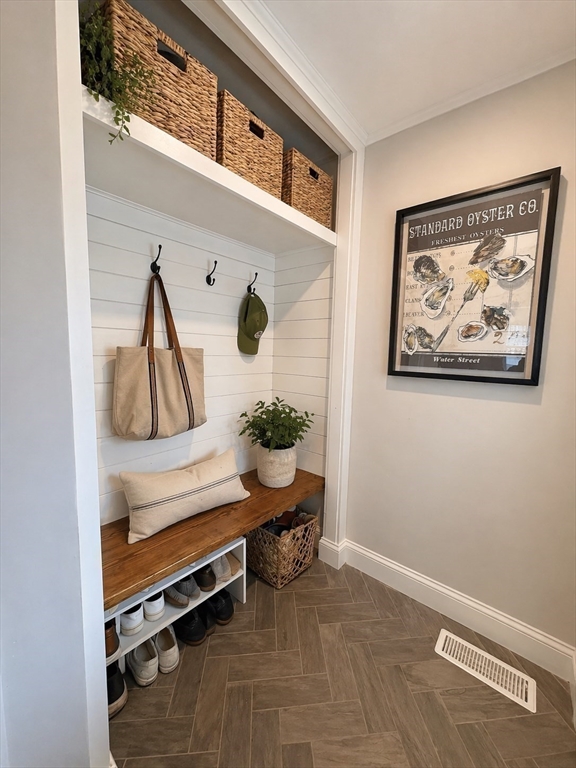 375 Lawrence Road Medford, MA 02155 - Photo 17 of 39