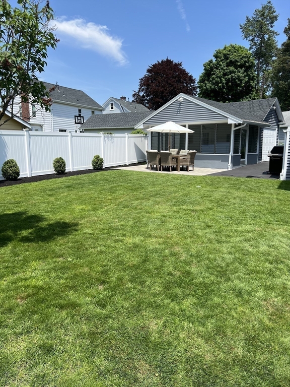 375 Lawrence Road Medford, MA 02155 - Photo 35 of 39