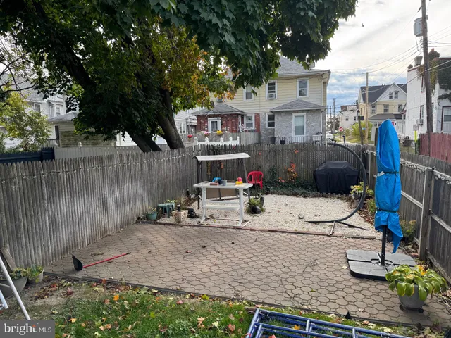 $2,000 | 410 Laurel Road, Lansdowne, PA 19050