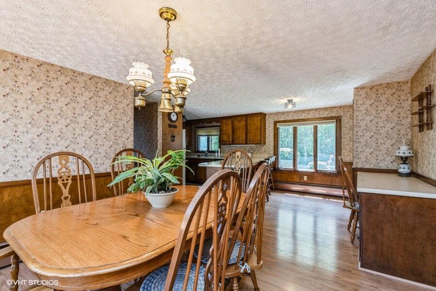 5 Ross Road Kennebunk, ME 04043 - Photo 9 of 30 Dining Area