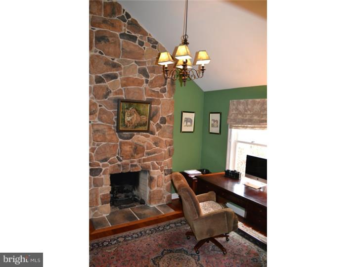 1811 Brooks Road West Chester, PA 19382 - Photo 13 of 25 Office / Study