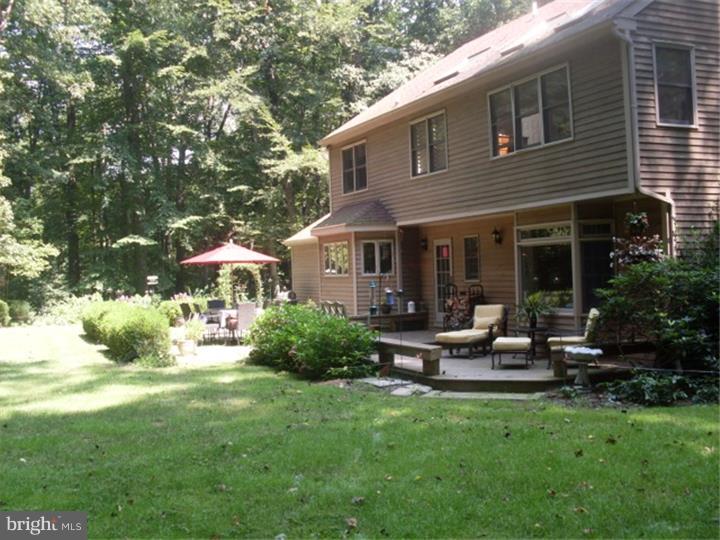 1811 Brooks Road West Chester, PA 19382 - Photo 24 of 25 Patio