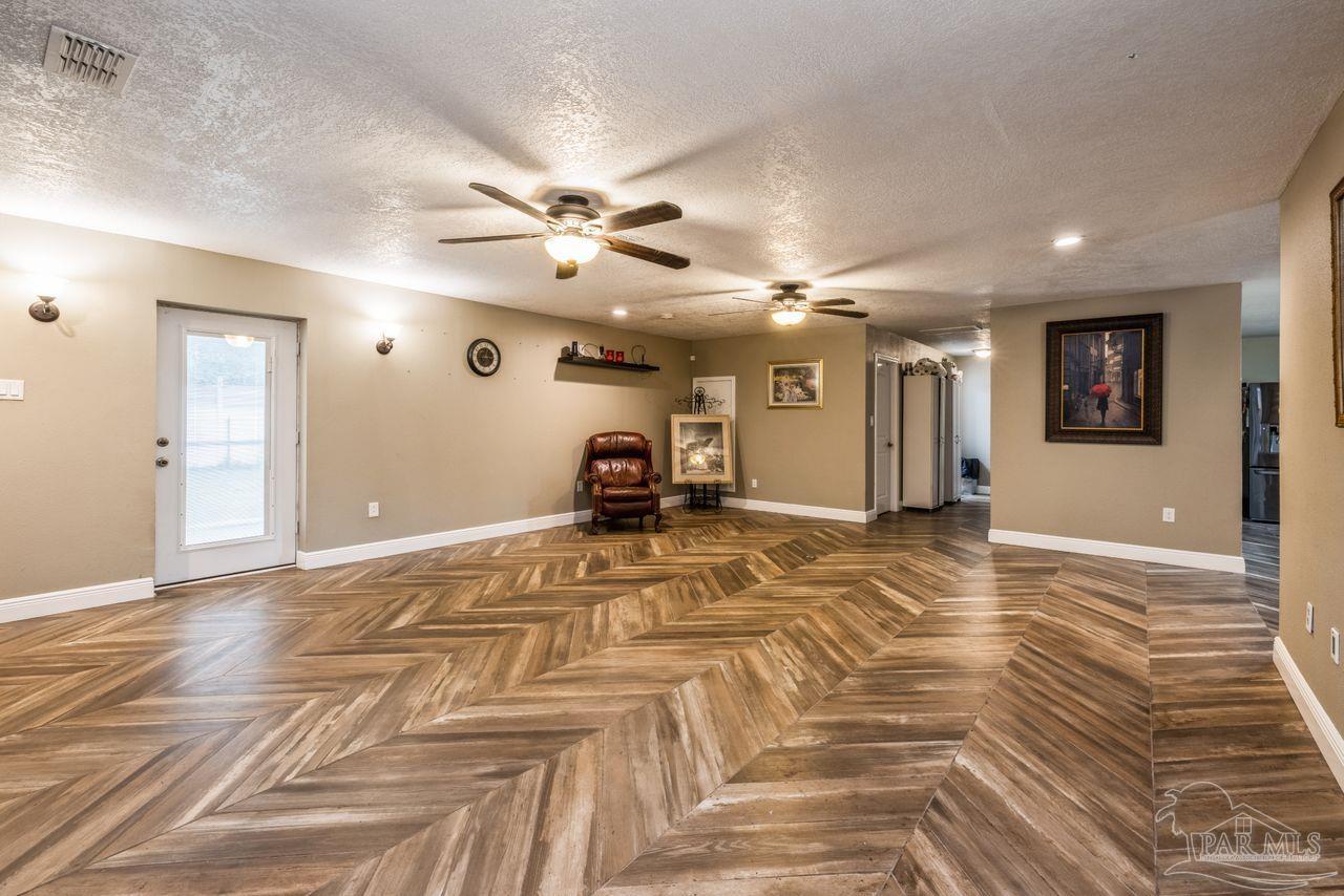6670 Coldwater Church Road Milton, FL 32570 - Photo 13 of 48 Gallery Image 13