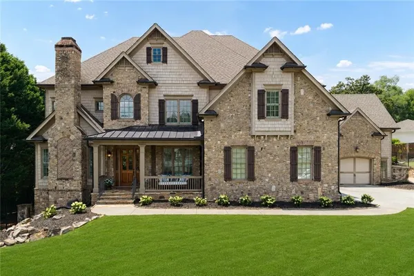 $2,100,000 | 1084 West Nancy Creek Drive Northeast, Atlanta, GA 30319