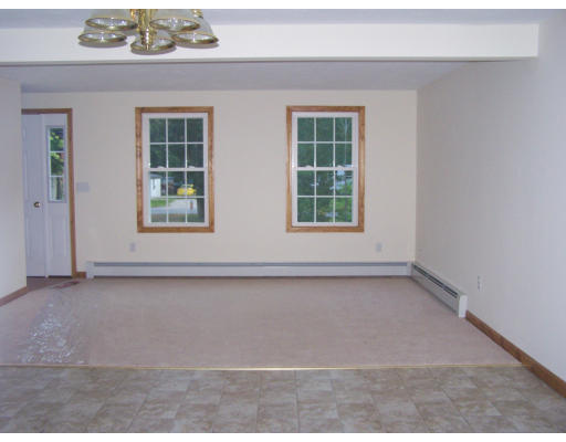 85 Carruth Road Templeton, MA 01468 - Photo 8 of 15