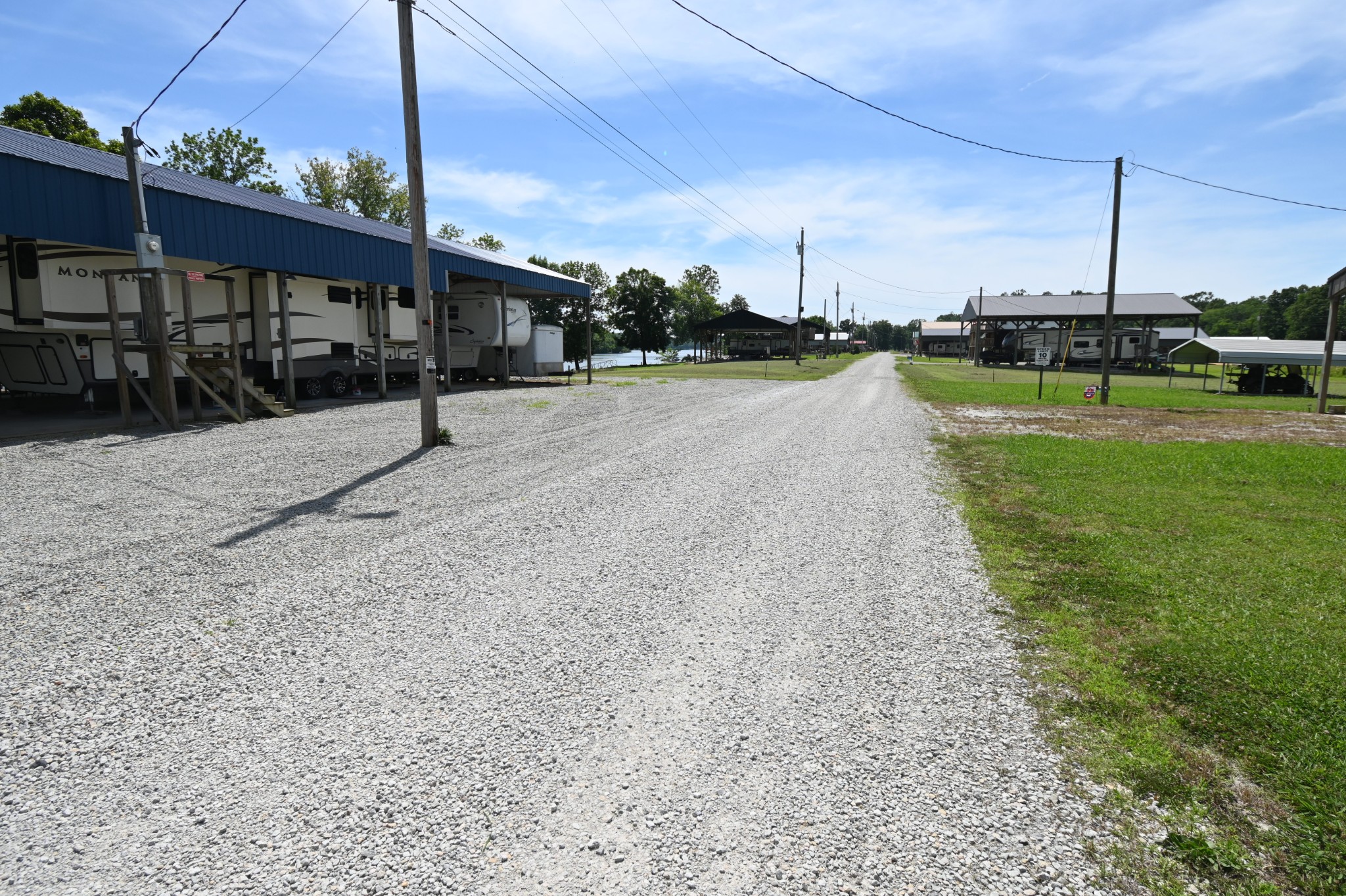 1067 WC PICKETT Road Clifton, TN 38425 - Photo 27 of 40
