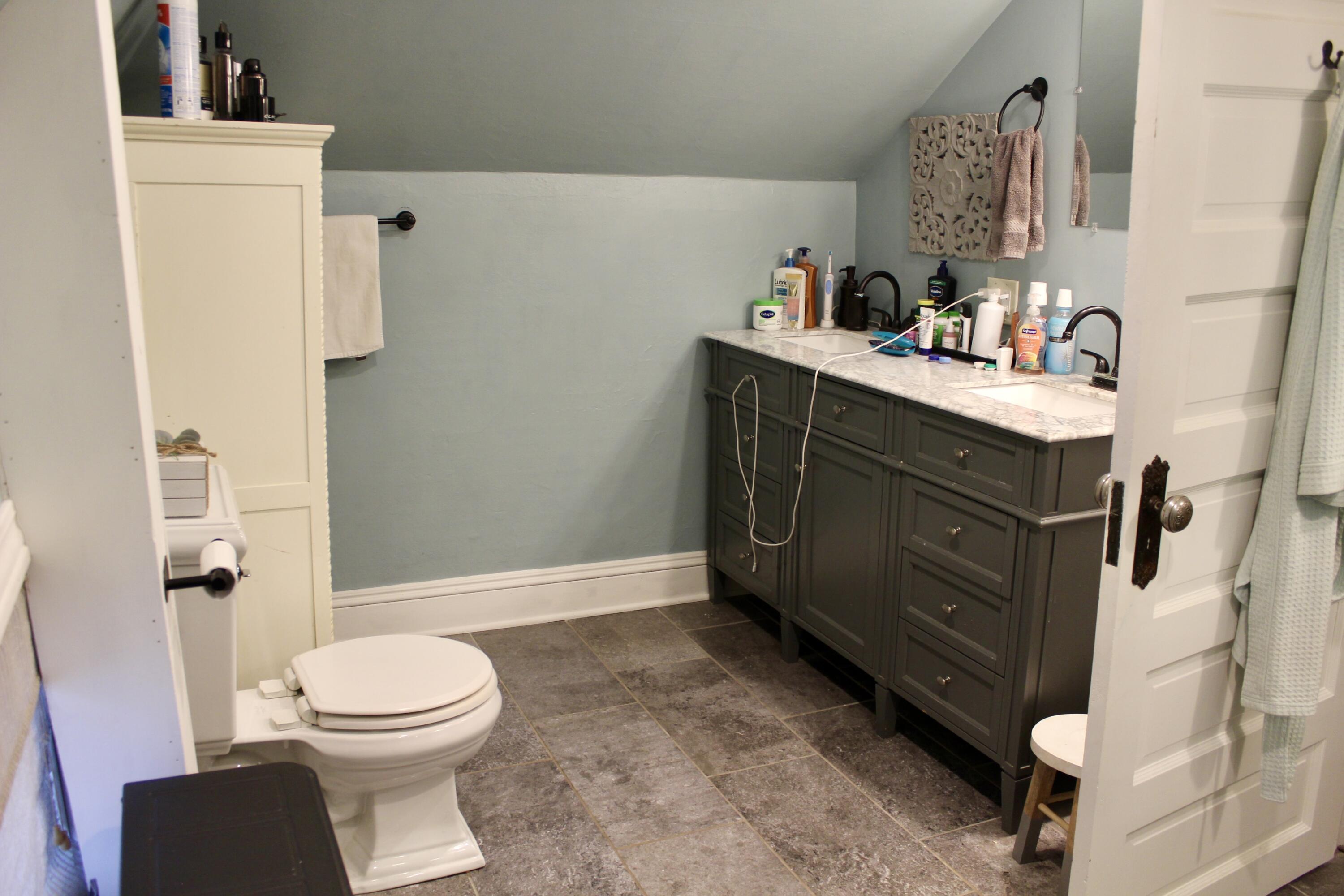 225 Maple Street Walworth, WI 53184 - Photo 18 of 35 Bathroom