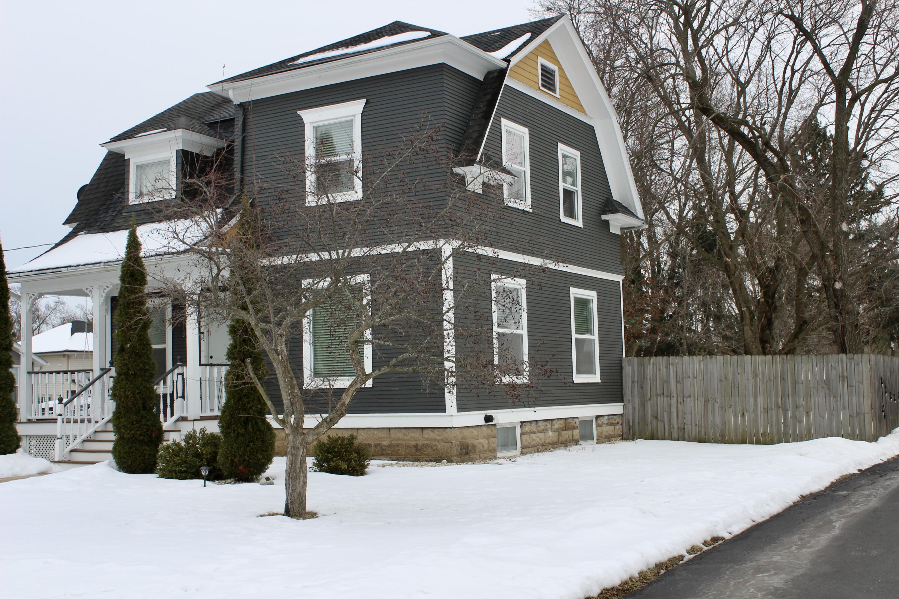 225 Maple Street Walworth, WI 53184 - Photo 26 of 35 Side of house