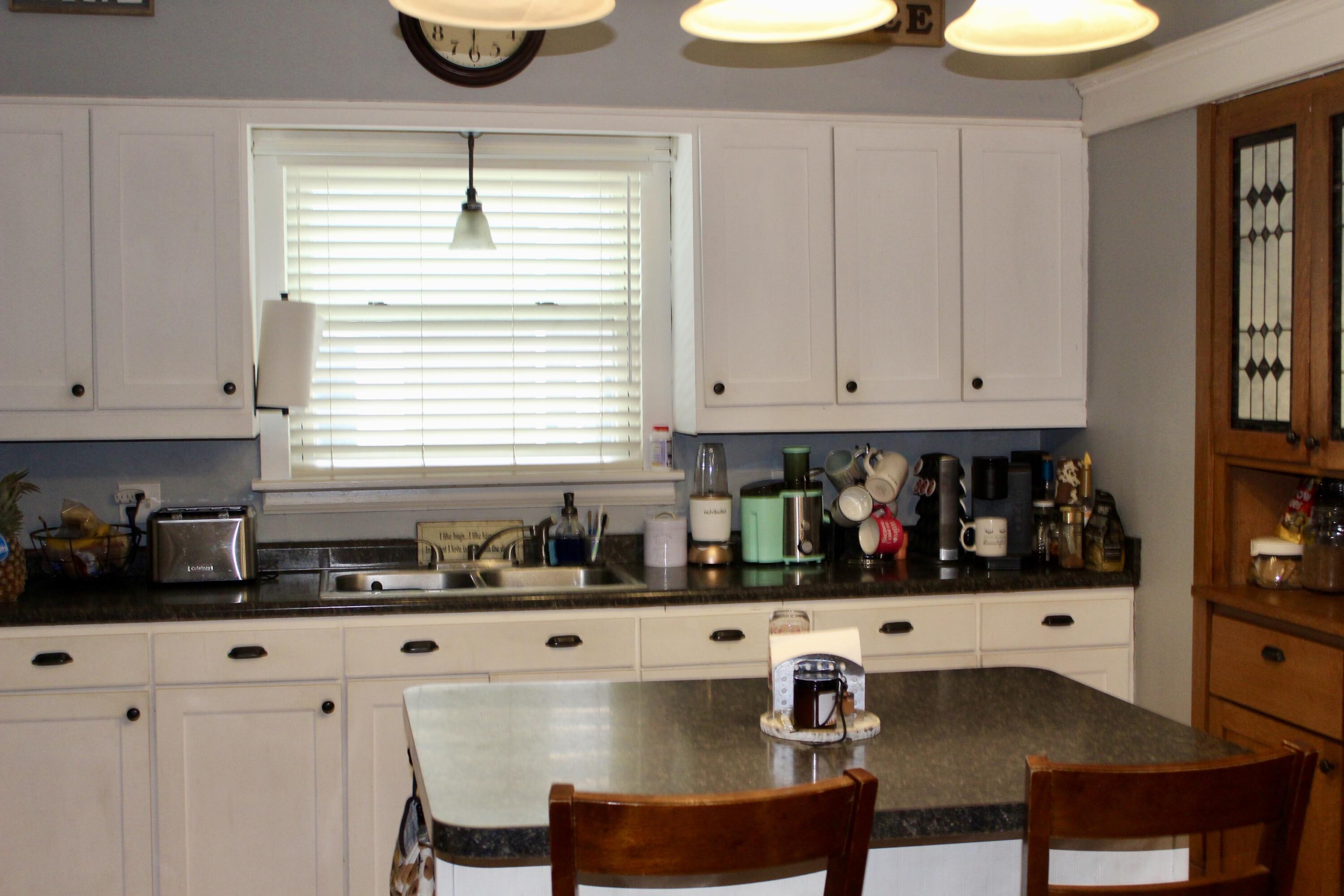 225 Maple Street Walworth, WI 53184 - Photo 10 of 35 Kitchen