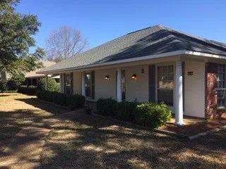 $2,000 | 300 Mockingbird Lane, Madison, MS 39110