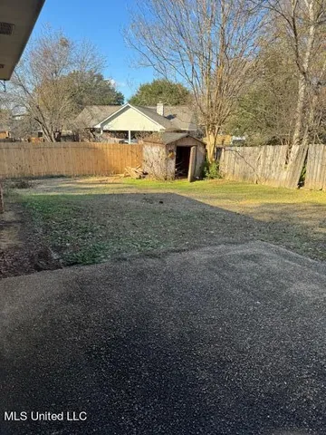 $2,000 | 300 Mockingbird Lane, Madison, MS 39110