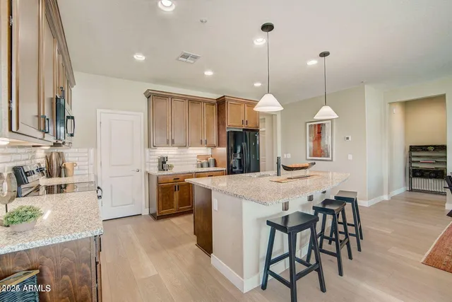 $2,600 | 13294 West Palo Brea Lane, Peoria, AZ 85383