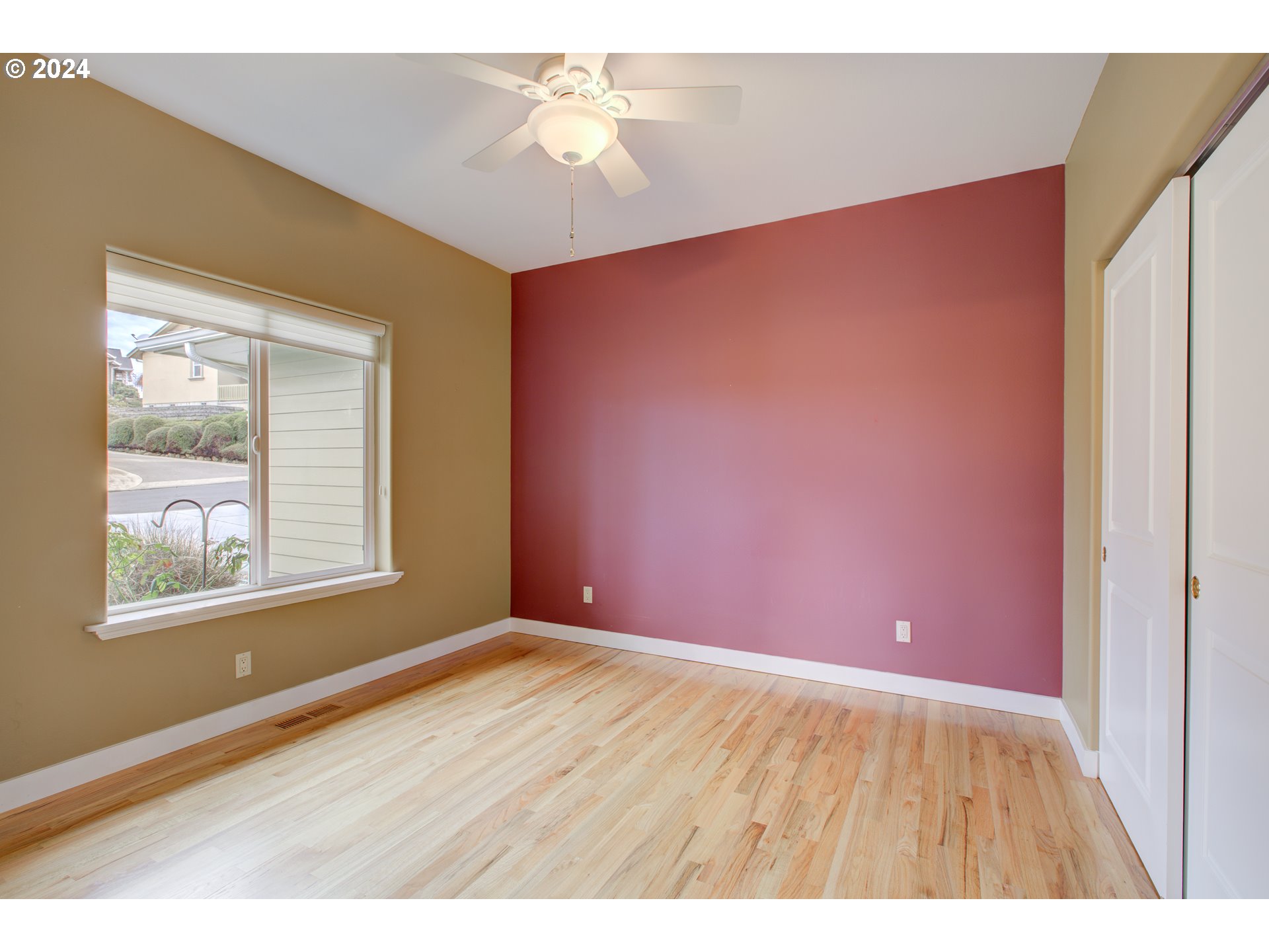 602 Divot Loop Sutherlin, OR 97479 - Photo 32 of 47 Gallery Image 32