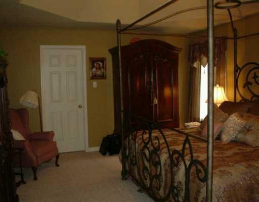 266 Midway Drive River Ridge, LA 70123 - Photo 3 of 8 Gallery Image 3