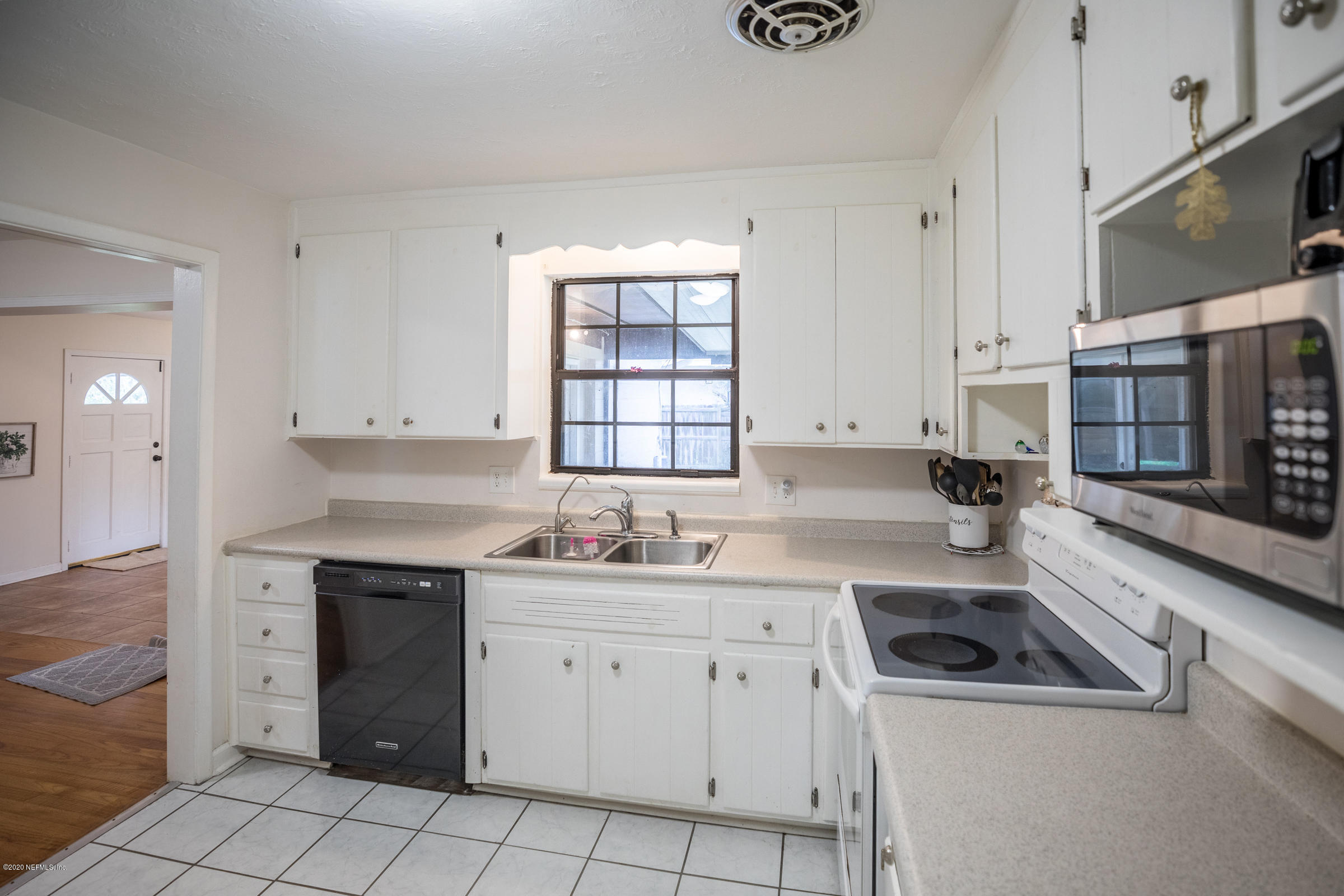 2440 Provost Road East Jacksonville, FL 32216 - Photo 8 of 15 House22 (7 of 16)