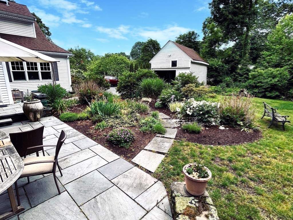 26 Pemberton Road Wayland, MA 01778 - Photo 3 of 7 Gallery Image 3
