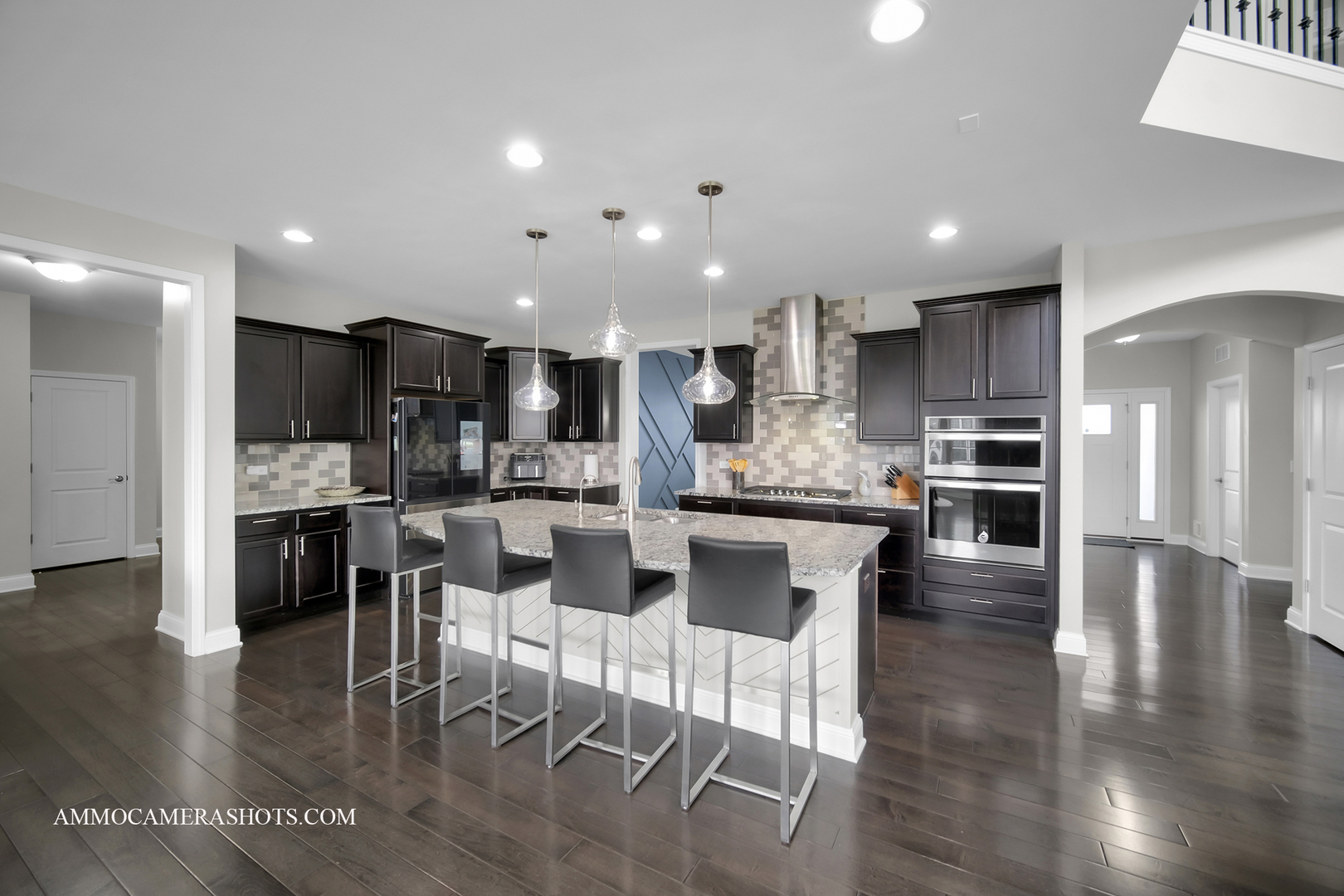 4324 Conifer Road Naperville, IL 60564 - Photo 9 of 43 Gallery Image 9