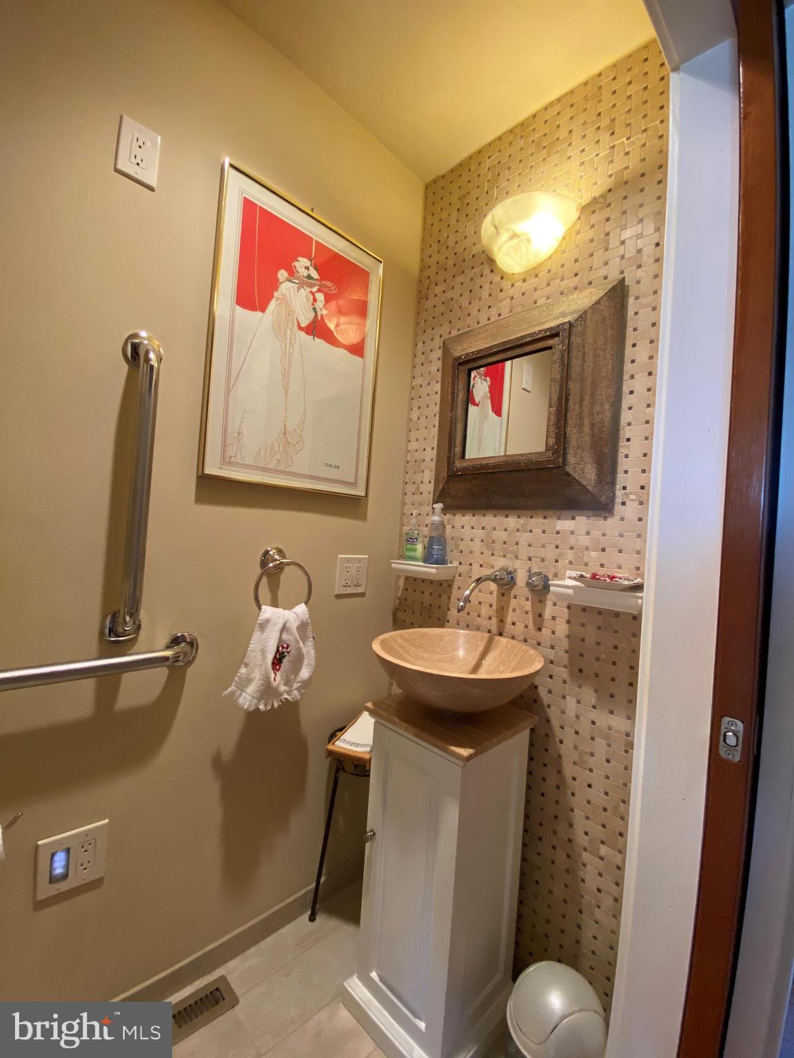 364 Johnson Road Sicklerville, NJ 08081 - Photo 12 of 28 Half-Bath