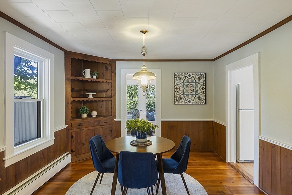26 Laws Brook Road Concord, MA 01742 - Photo 11 of 38 Gallery Image 11