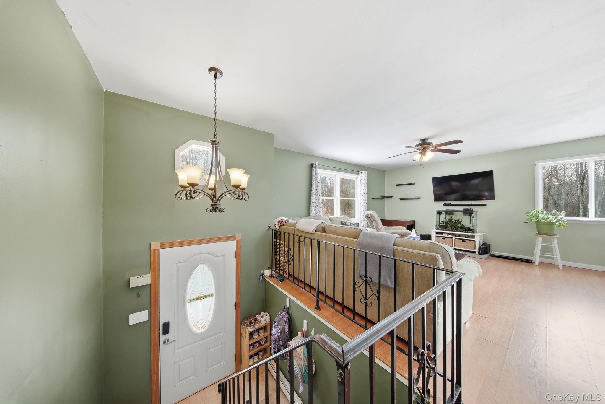 163 Cypert Road Woodbourne, NY 12788 - Photo 4 of 38