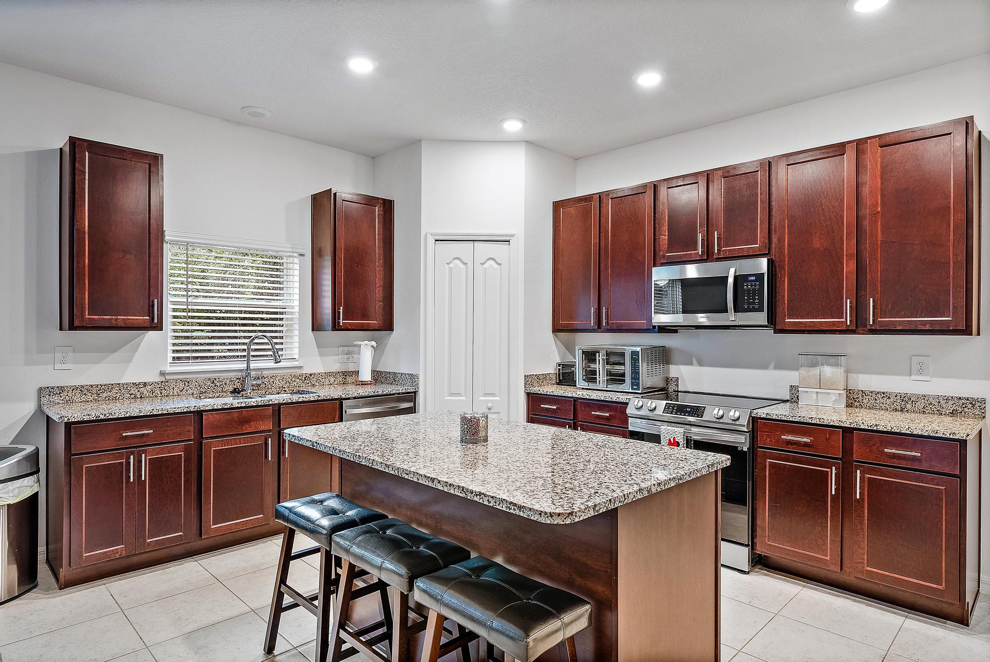 683 Southwest Jada Road Port St. Lucie, FL 34953 - Photo 11 of 26 683 SW Jada Rd -11