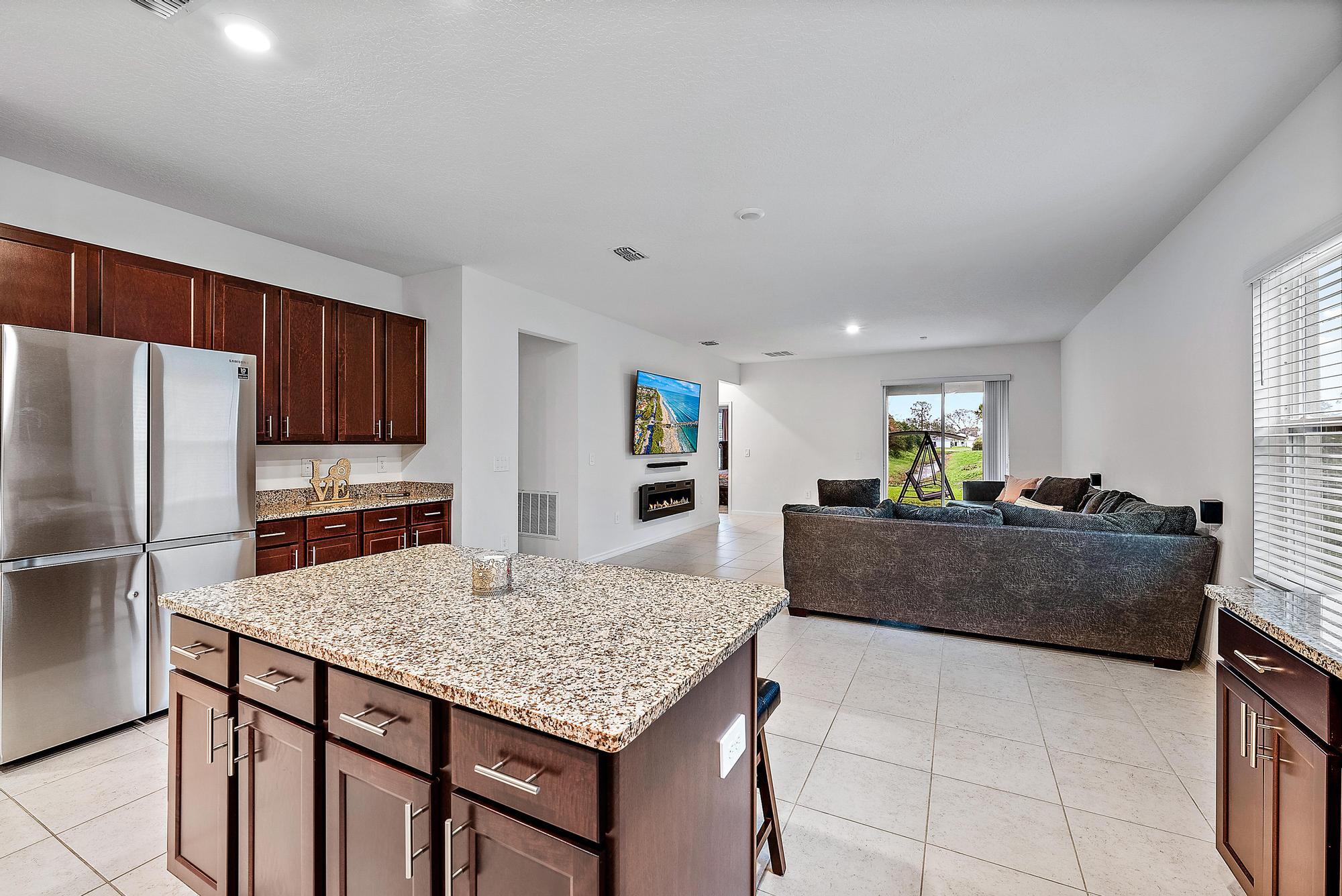 683 Southwest Jada Road Port St. Lucie, FL 34953 - Photo 13 of 26 683 SW Jada Rd -13